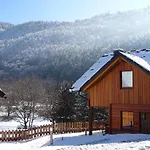 بيت للعطل Berghof